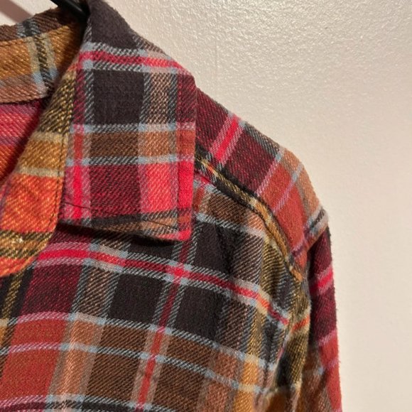 Ladies American Eagle Pink Flannel Button Down Shirt size XS - Picture 4 of 5